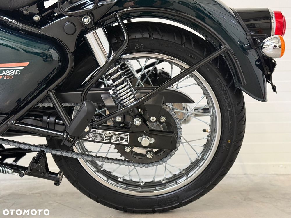 Royal Enfield Classic - 32