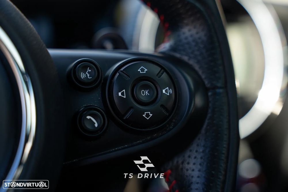 MINI 3 Portas John Cooper Works Sport Aut. - 16