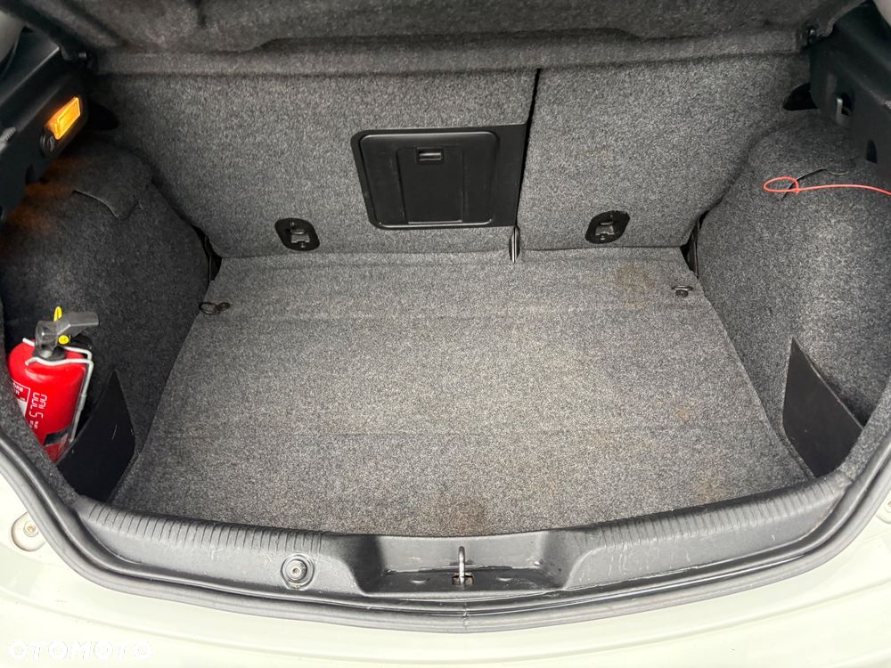 Alfa Romeo Giulietta 1.6 JTDM - 23