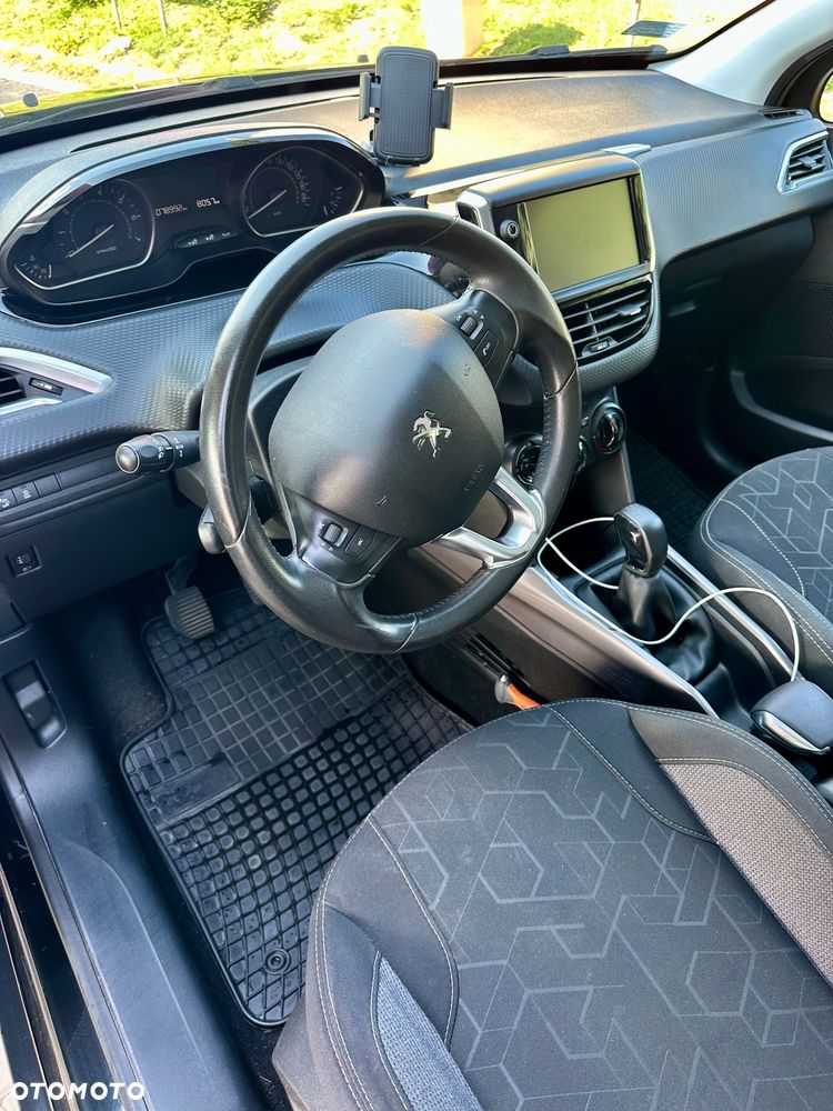 Peugeot 2008 1.2 Pure Tech Active - 6