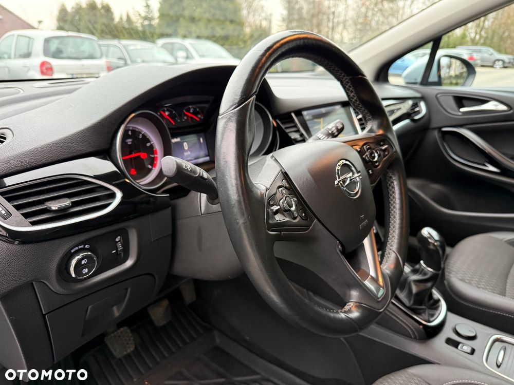 Opel Astra 1.4 Turbo Start/Stop Dynamic - 17