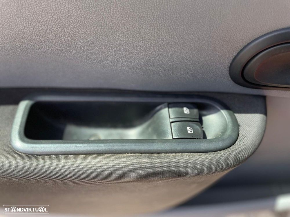 Renault Clio 1.2 16V Dynamique - 13