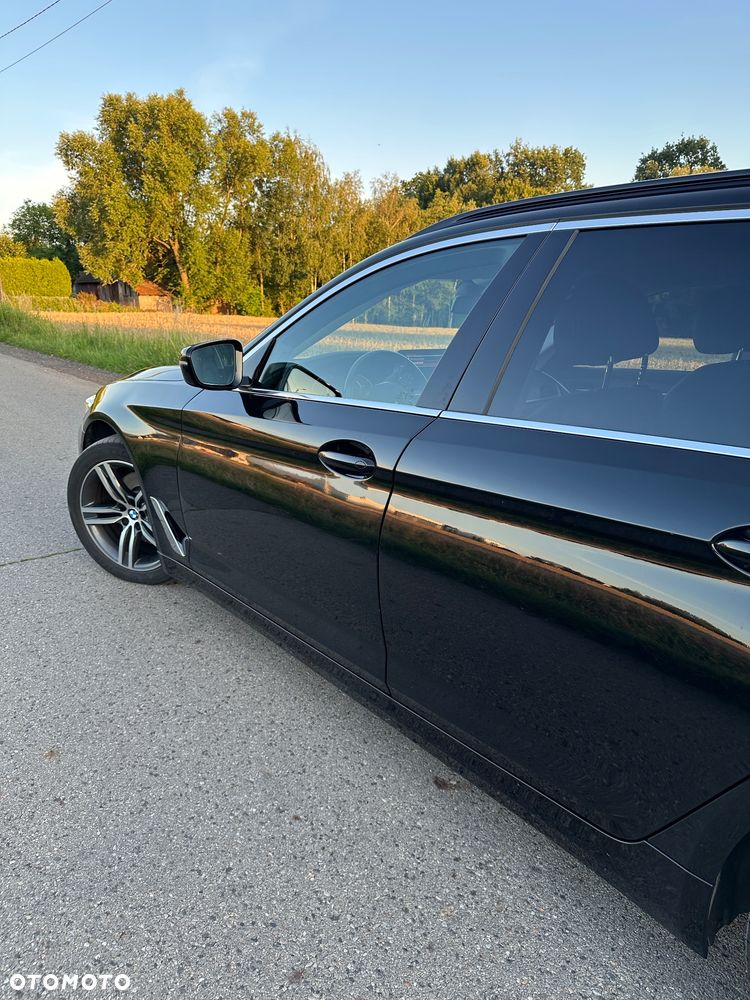BMW Seria 5 520d xDrive mHEV Luxury Line sport - 12