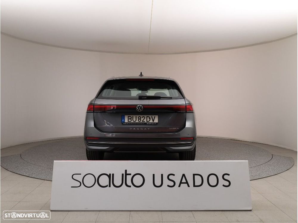 VW Passat Variant - 7