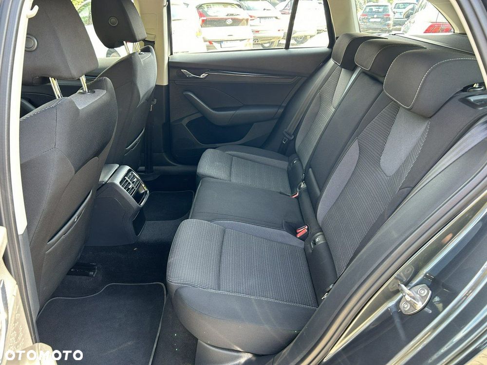 Skoda Octavia 2.0 TDI (Green tec) DSG Ambition - 17