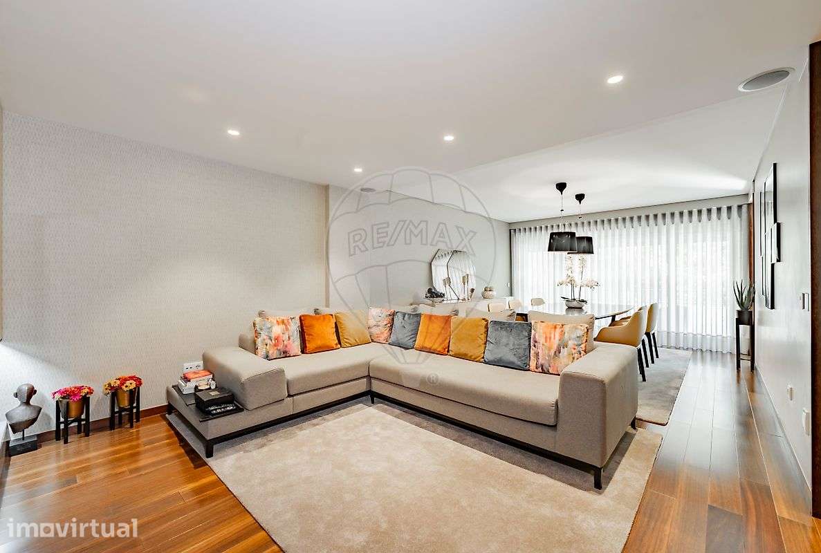 Apartamento T3 para venda no Edifício Sá Taqueiro | Quinta da Tojeira - Grande imagem: 4/34