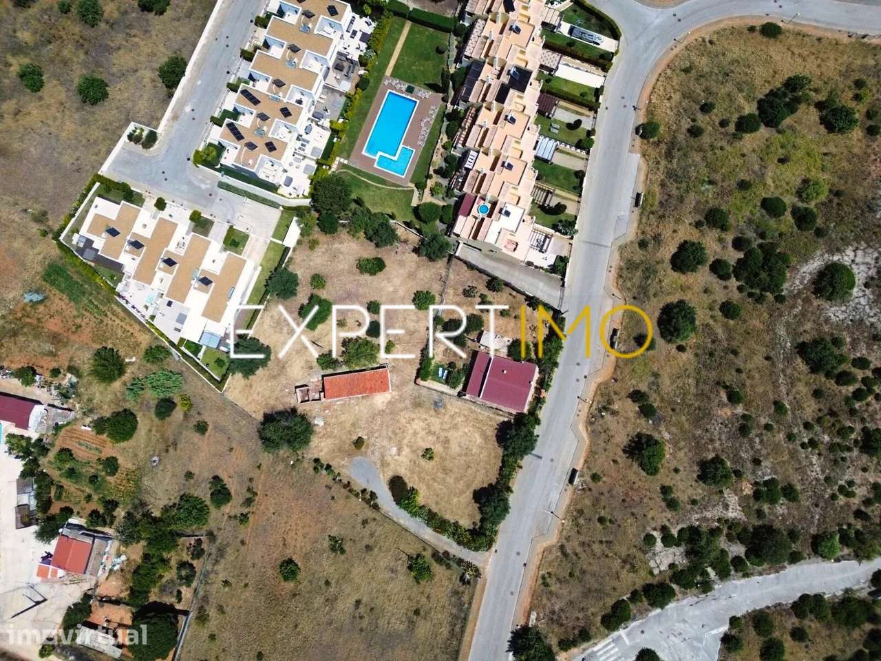 Terreno urbano para construção de prédio - Parchal/Ferragudo - Grande imagem: 2/24