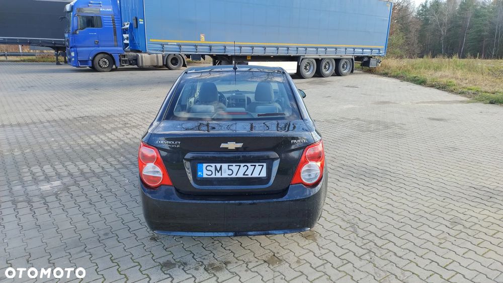 Chevrolet Aveo 1.2 LS+ - 8