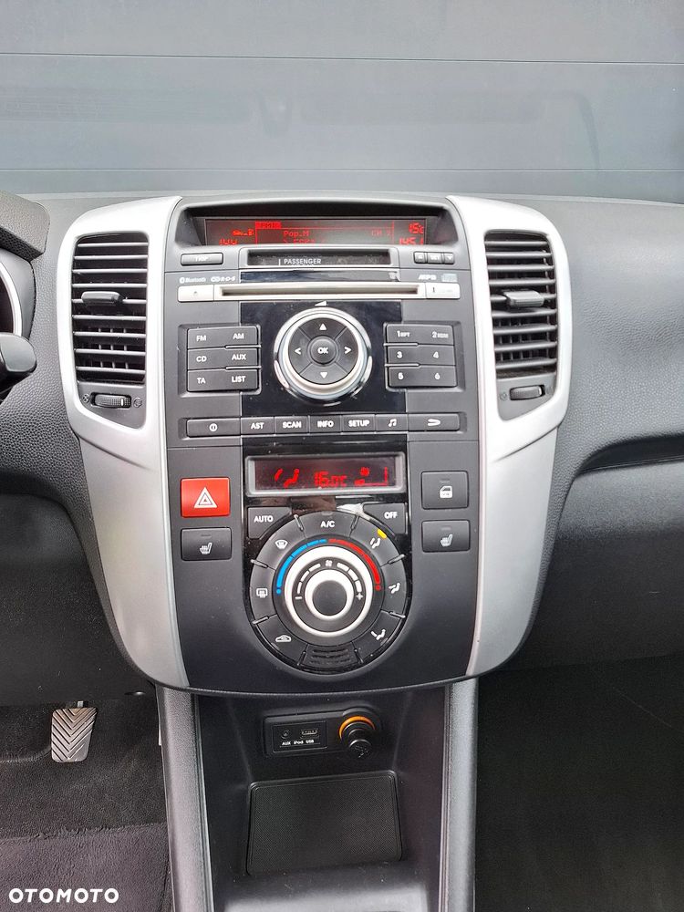Kia Venga 1.4 CVVT Business Line - 25