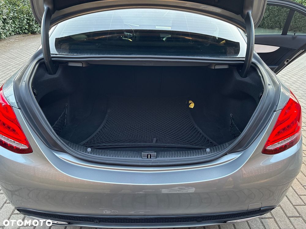 Mercedes-Benz Klasa C 220 (BlueTEC) d 7G-TRONIC AMG Line - 35