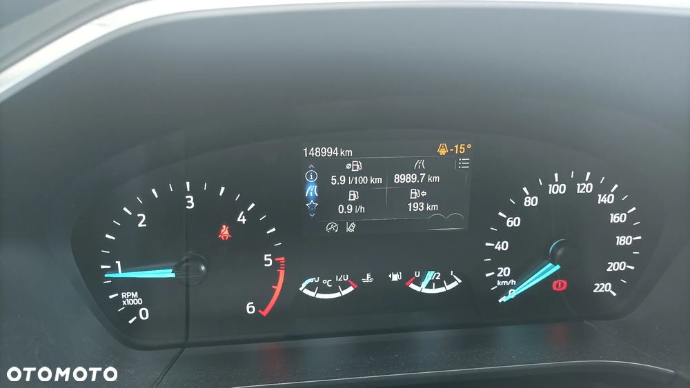 Ford Kuga 2.0 TDCi FWD Titanium - 32