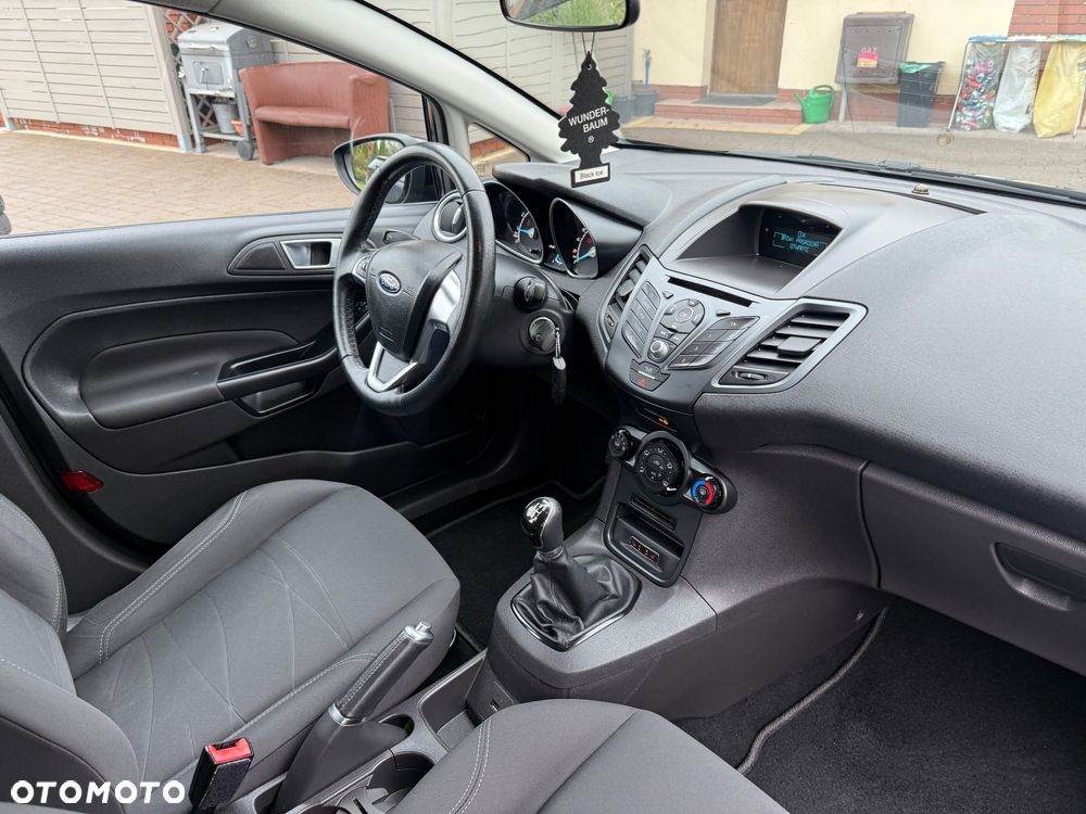 Ford Fiesta - 21