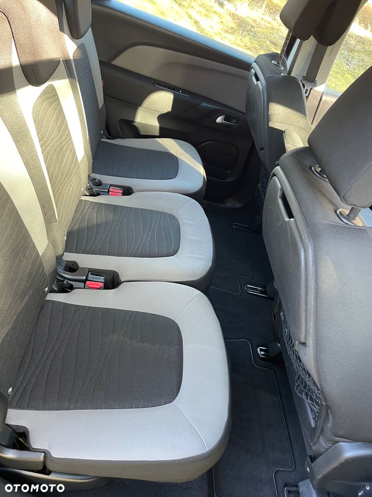 Citroën C4 Picasso e-HDi 115 Attraction - 12