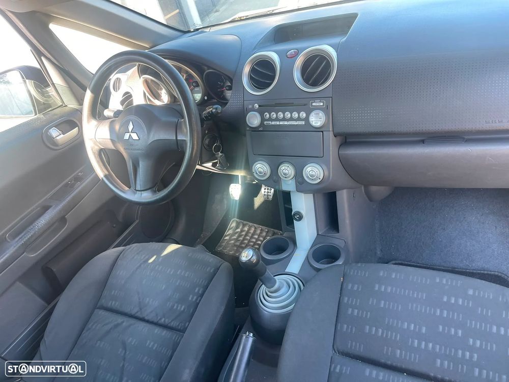 Mitsubishi Colt 1.1 Base - 5
