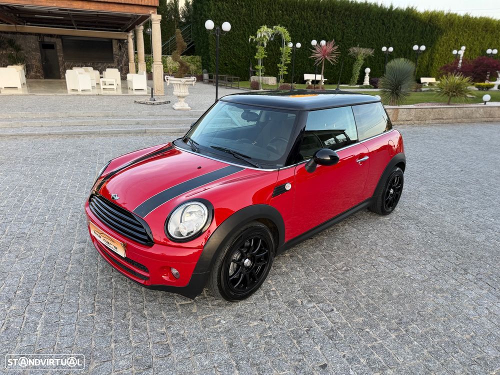 MINI 3 Portas Cooper D - 1