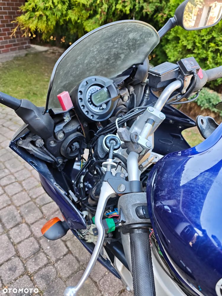 Yamaha FZ6 - 25
