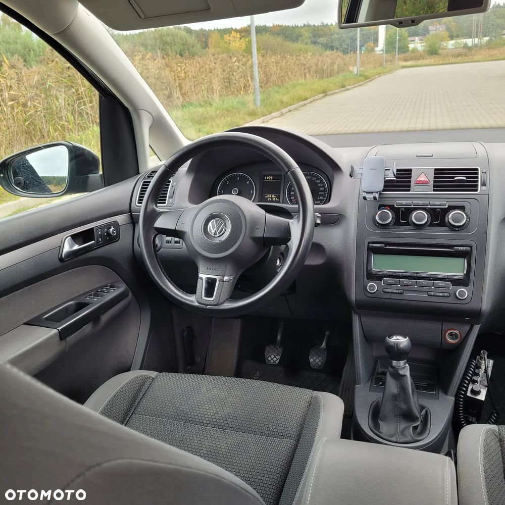 Volkswagen Touran - 7