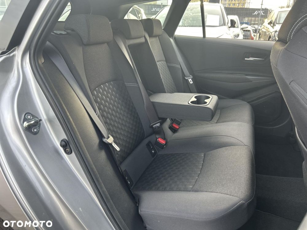 Toyota Corolla 1.8 Hybrid Comfort - 24