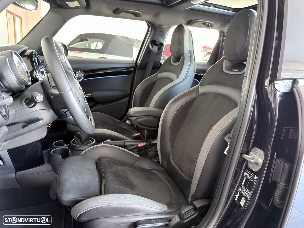 MINI 5 Portas Cooper JCW - 26