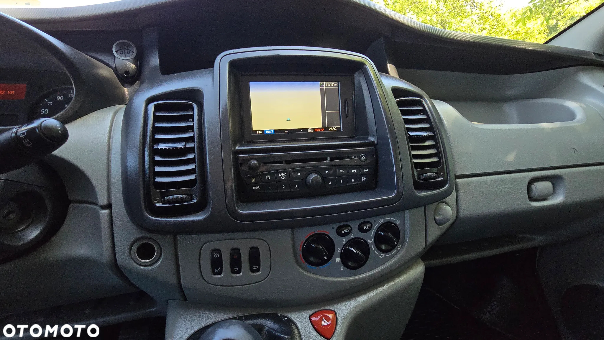 Renault Trafic 2.0 dCi 115 Combi L2H1 - 25