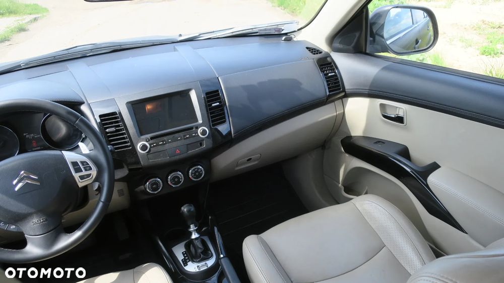 Citroën C-Crosser 2.2 HDi Exclusive DCS - 2