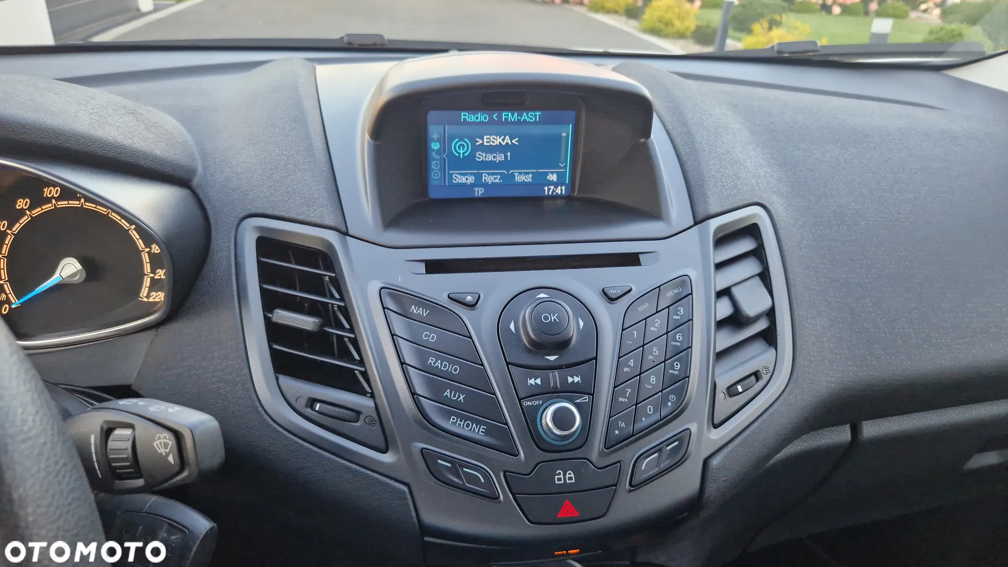 Ford Fiesta 1.0 Titanium - 10