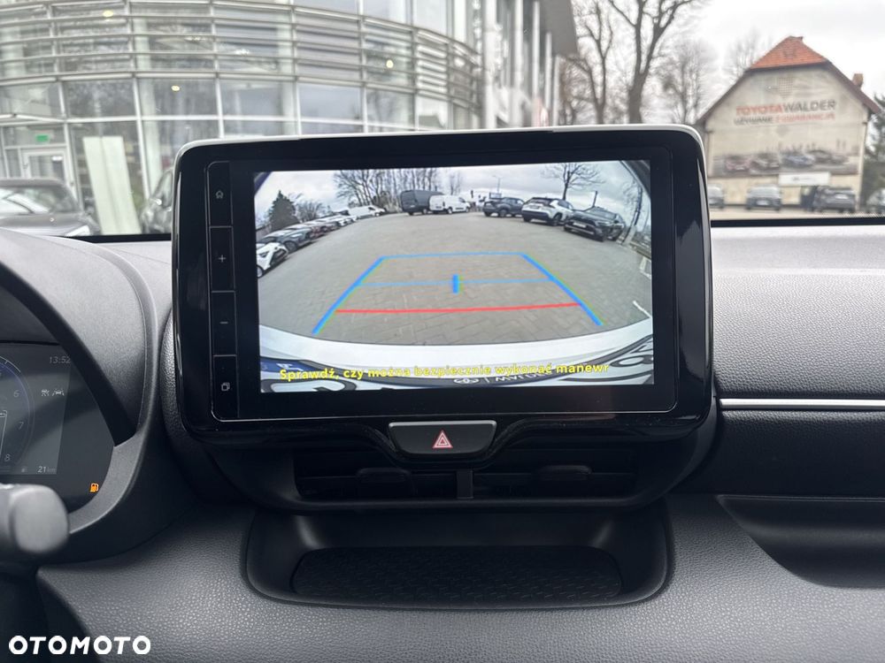 Toyota Yaris Hybrid 1.5 Style - 24