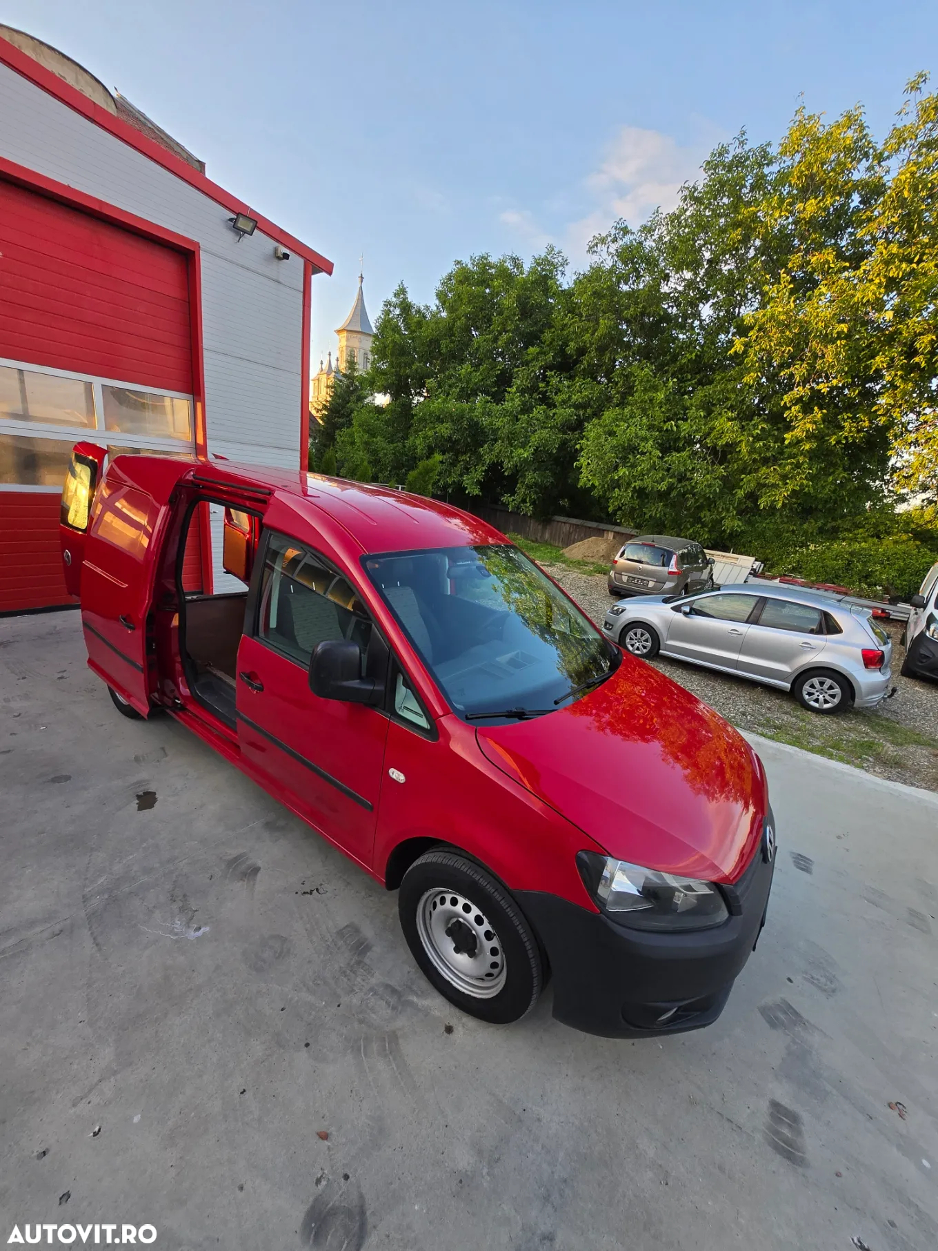 Volkswagen Caddy MAXI / CUTIE AUTOMATĂ / 2012 - 13