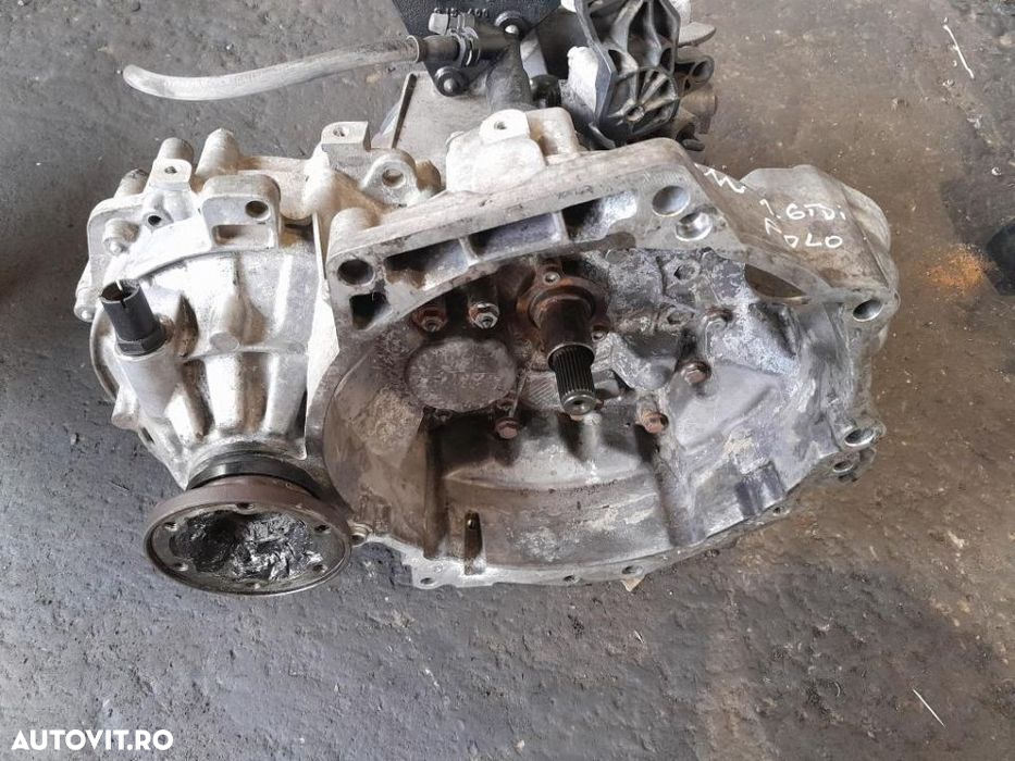 cutie viteze manuala 5 trepte vw polo 6r 1.6tdi cay seat ibiza 1.6tdi - 2