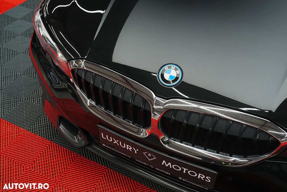 BMW Seria 3 320e Aut. Sport Line - 19