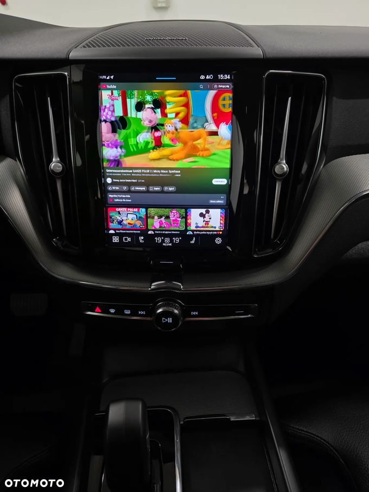 Volvo XC 60 B4 D Geartronic RDesign - 12