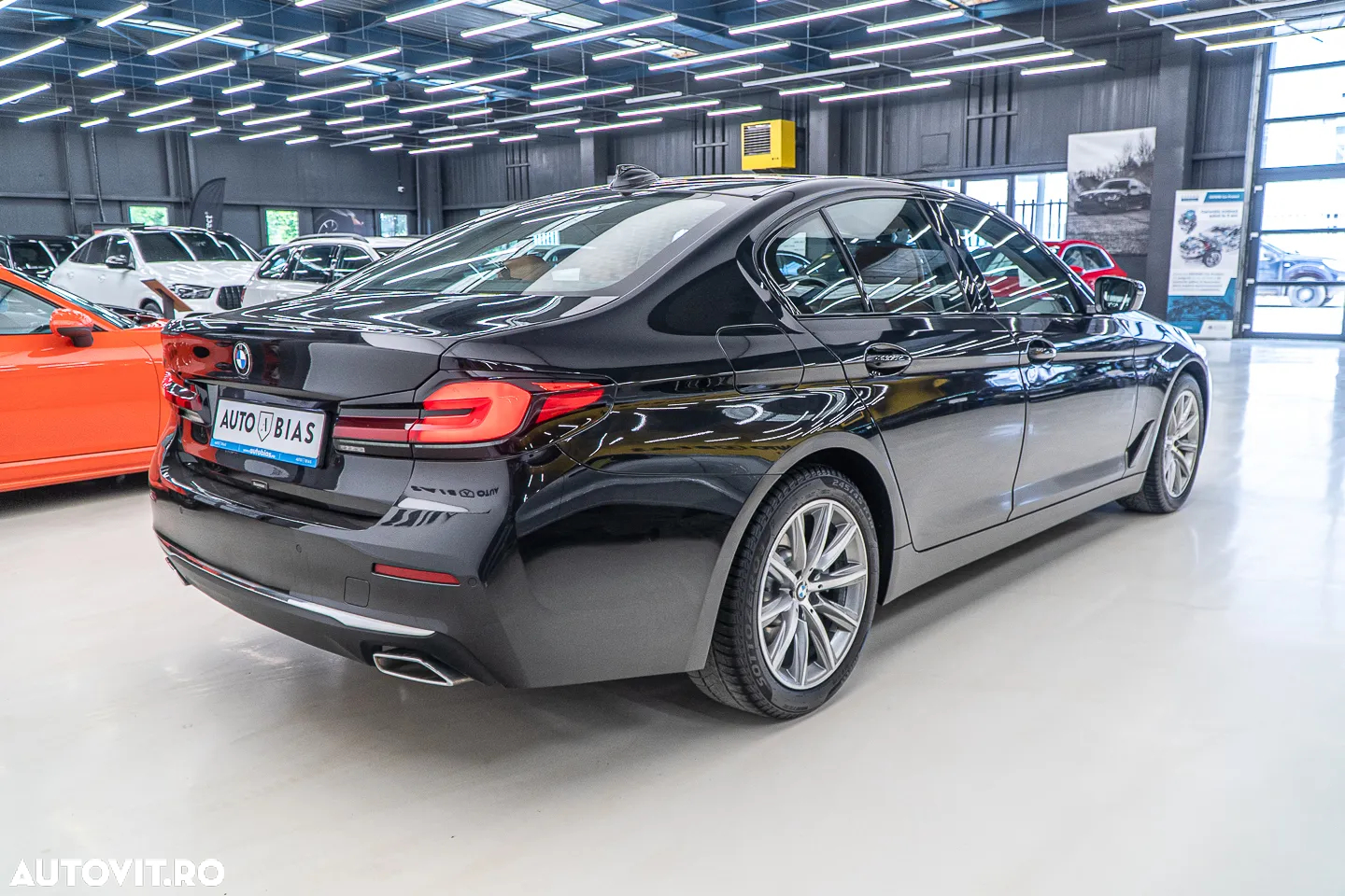 BMW Seria 5 520i AT MHEV - 7