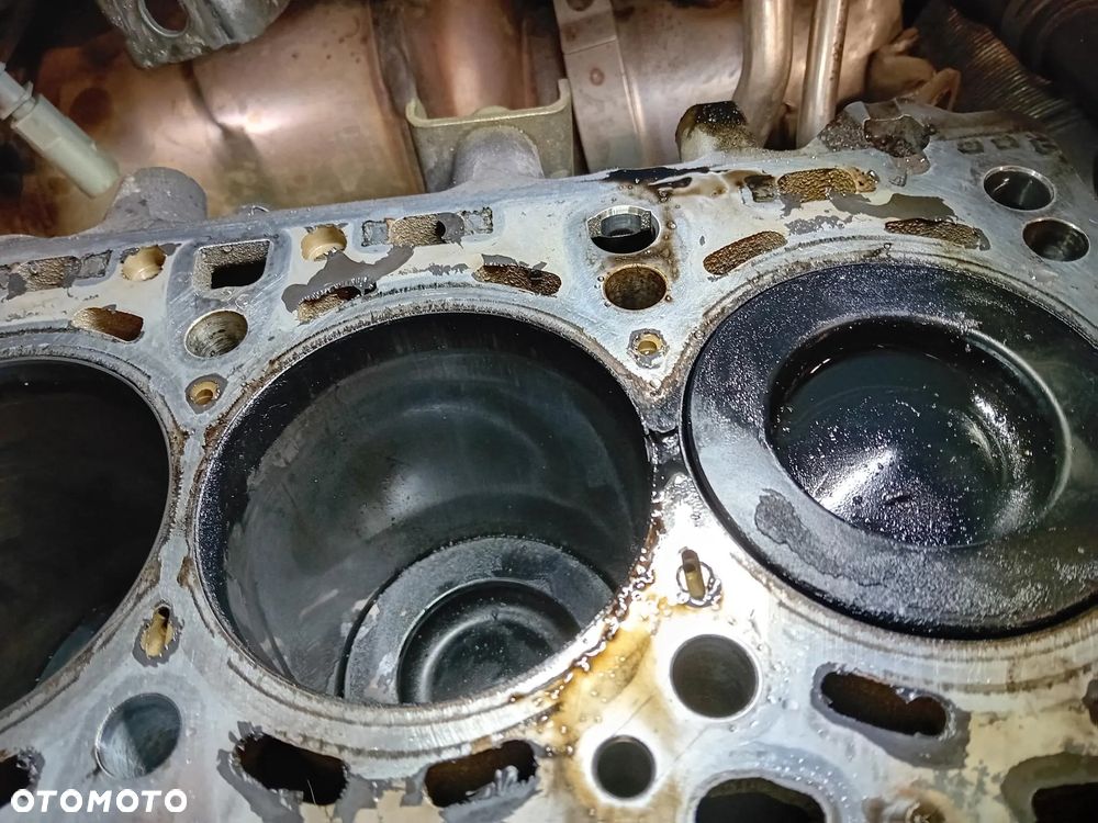 Skoda Superb 2.0 TDI SCR Ambition DSG - 11