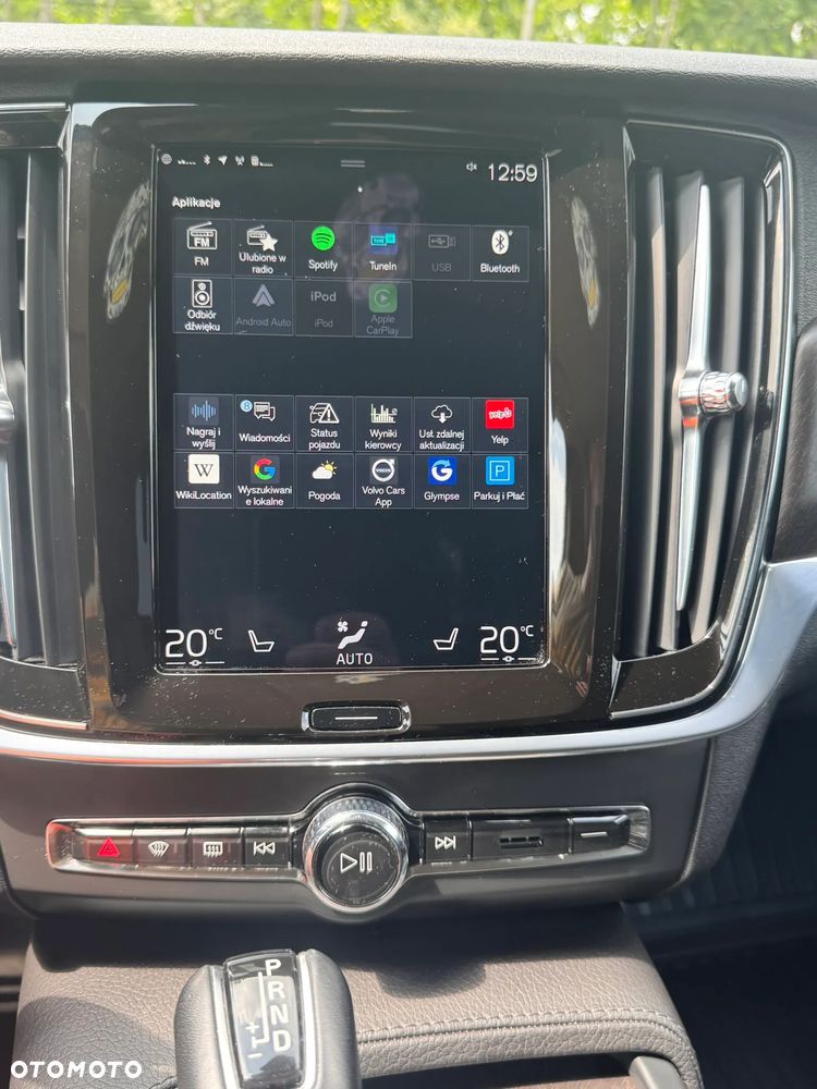 Volvo V90 D4 SCR Momentum Pro - 30