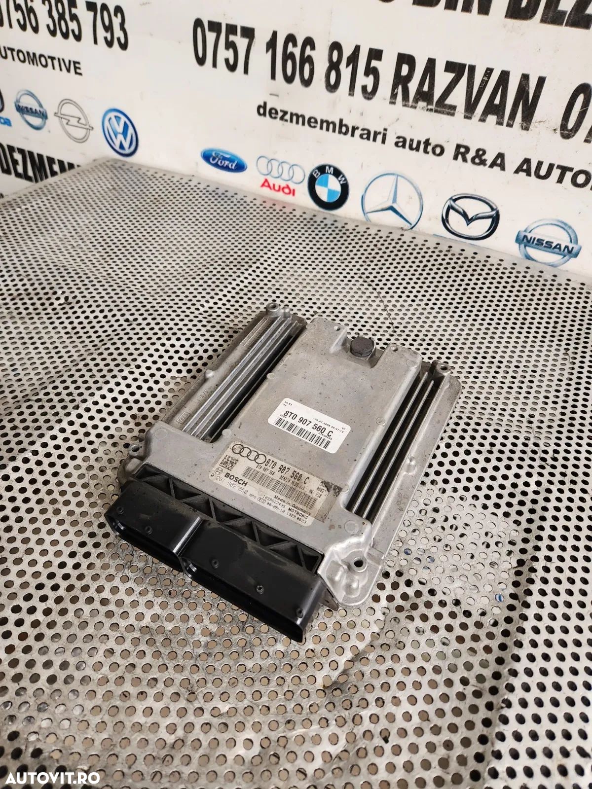 Calculator Motor ECU Audi A5 S5 RS5 A6 RS6 A4 RS4 Q7 A8 Vw Touareg 4.2 FSI Motor CAU Euro 5 Cod 8TC - 1