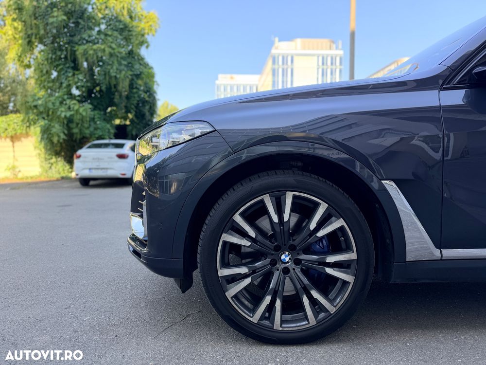 BMW X7 xDrive40i - 32