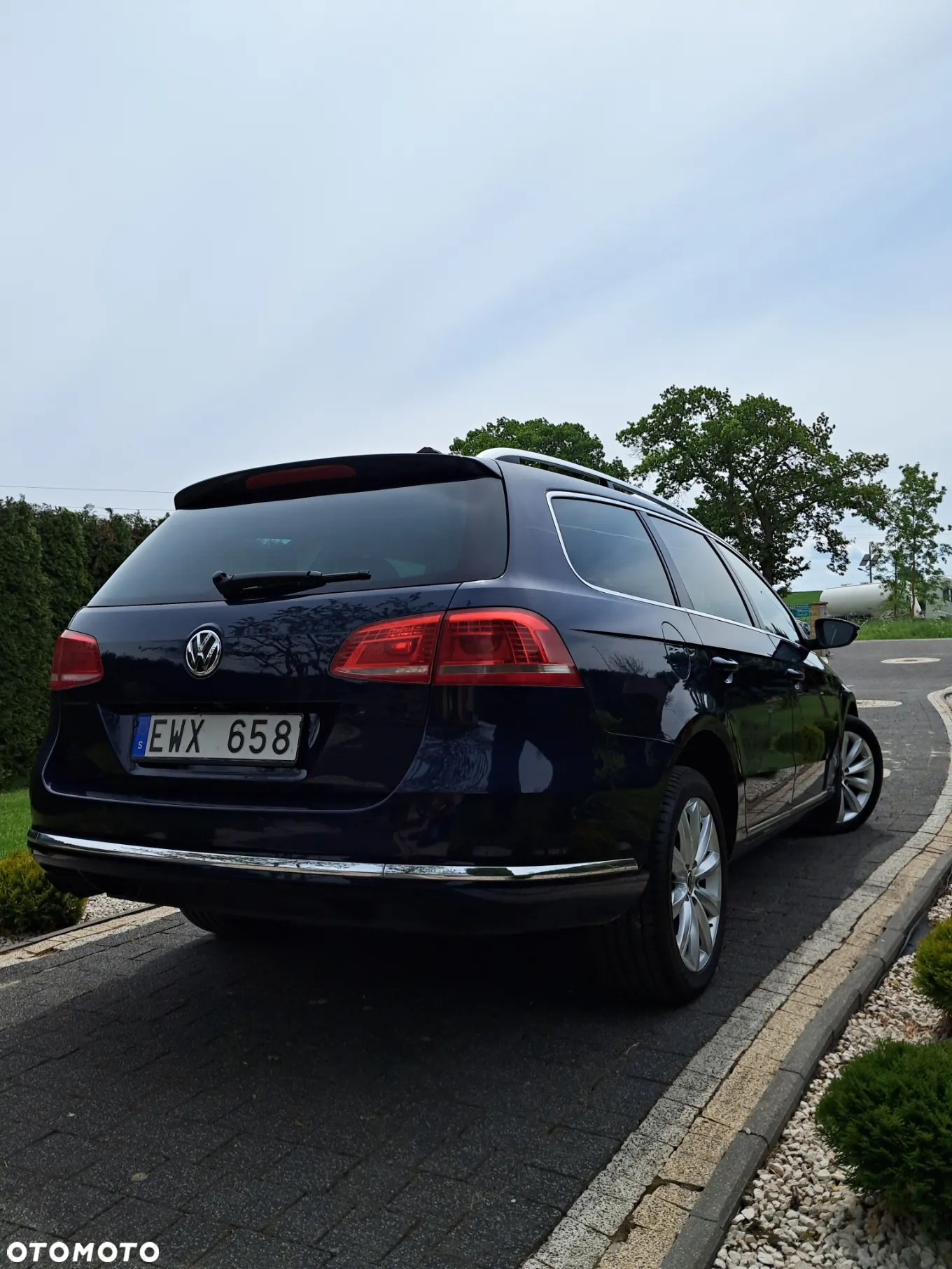 Volkswagen Passat Variant 2.0 TDI BlueMotion Technology Exclusive - 2