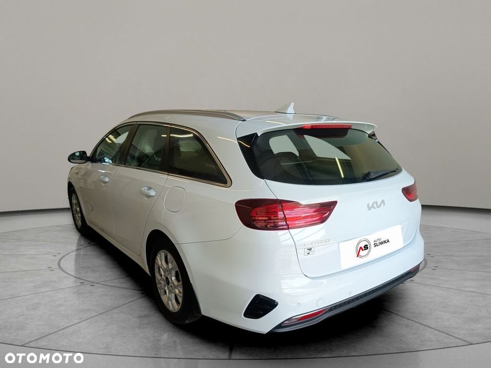 Kia Ceed - 7