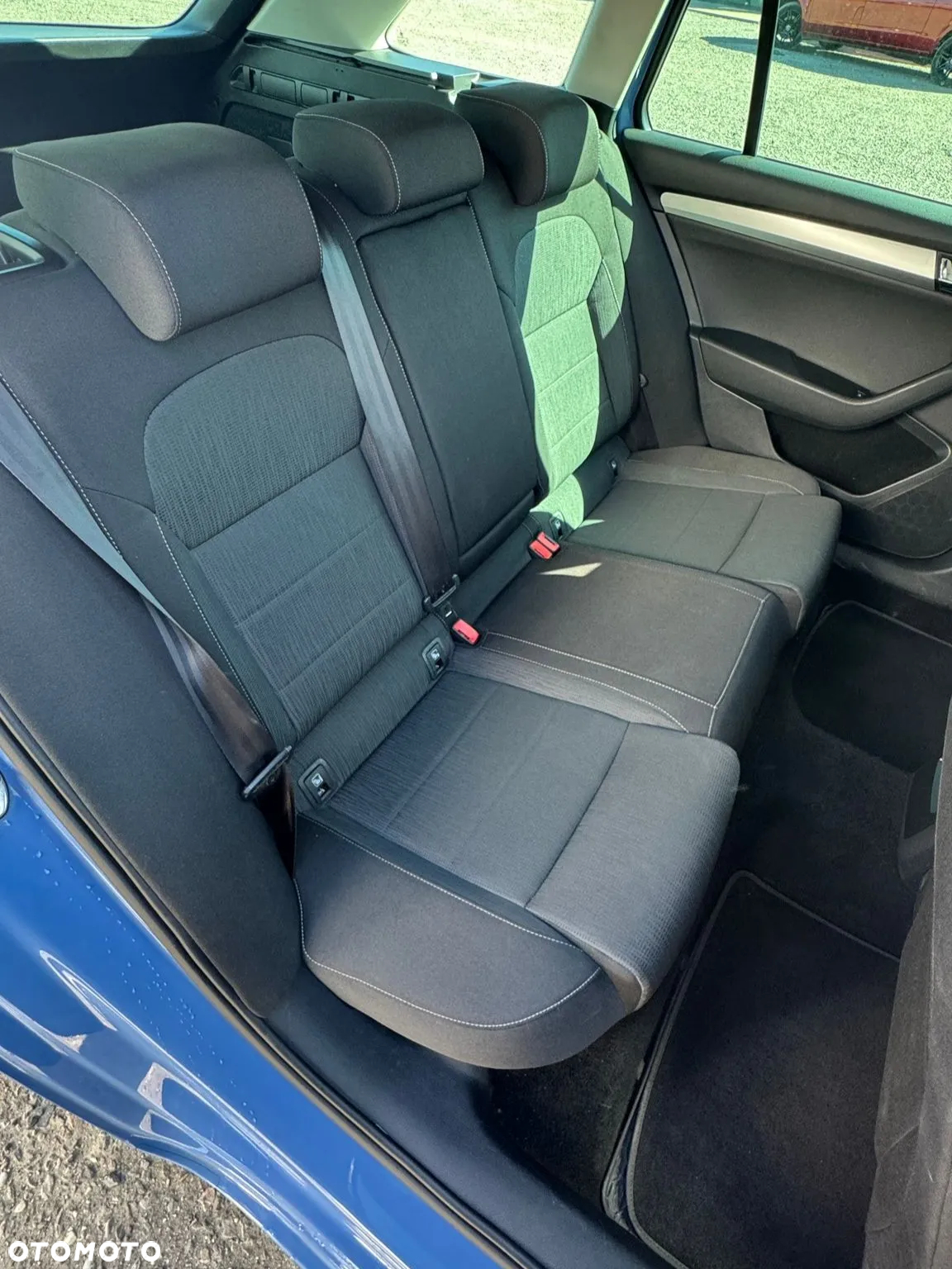 Skoda Superb Combi 2.0 TDI DSG Ambition - 19