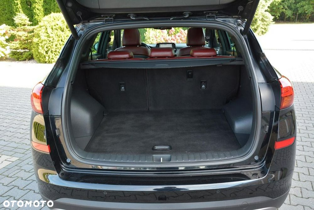 Hyundai Tucson 2.0 CRDi 48V Premium 4WD - 39
