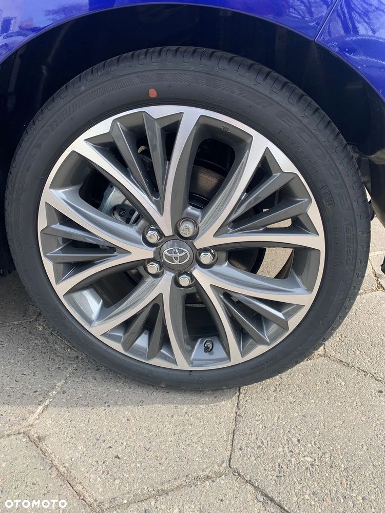 Toyota Yaris Hybrid 1.5 Executive - 9