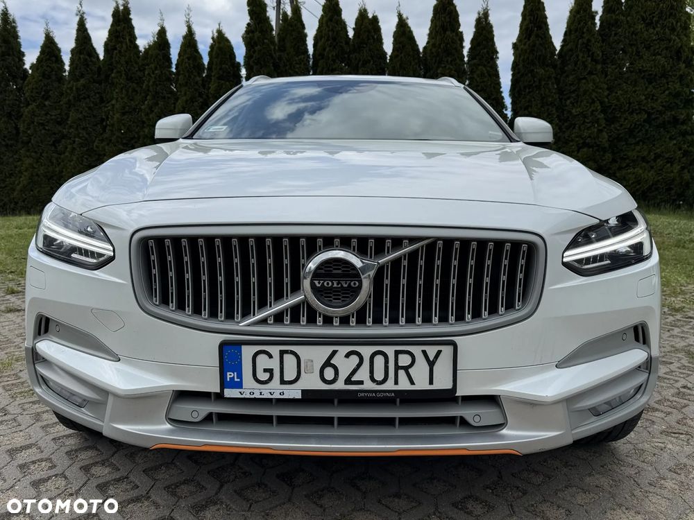 Volvo V90 Cross Country D4 AWD Ocean Race - 10