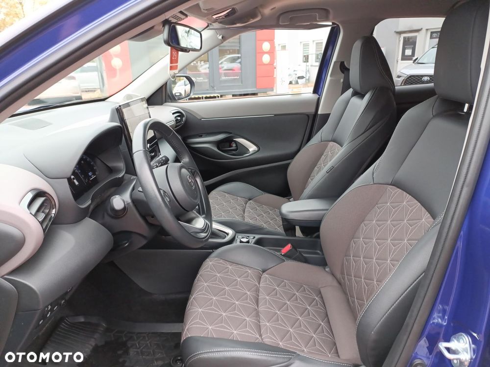 Toyota Yaris Cross Hybrid 1.5 Executive AWD - 17