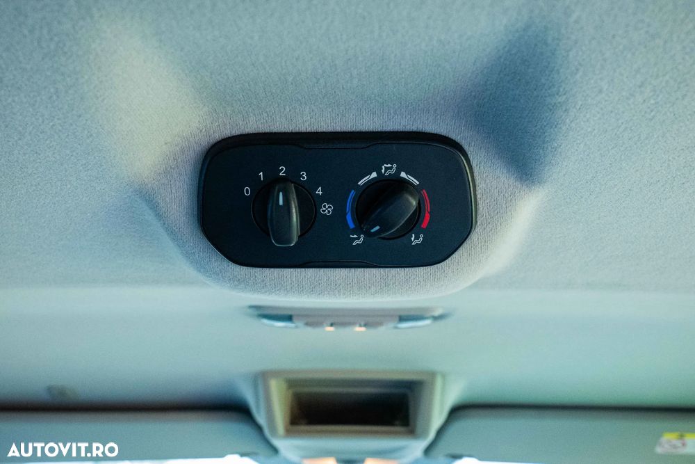 Ford Transit Custom Kombi LWB L2H1 Trend - 16