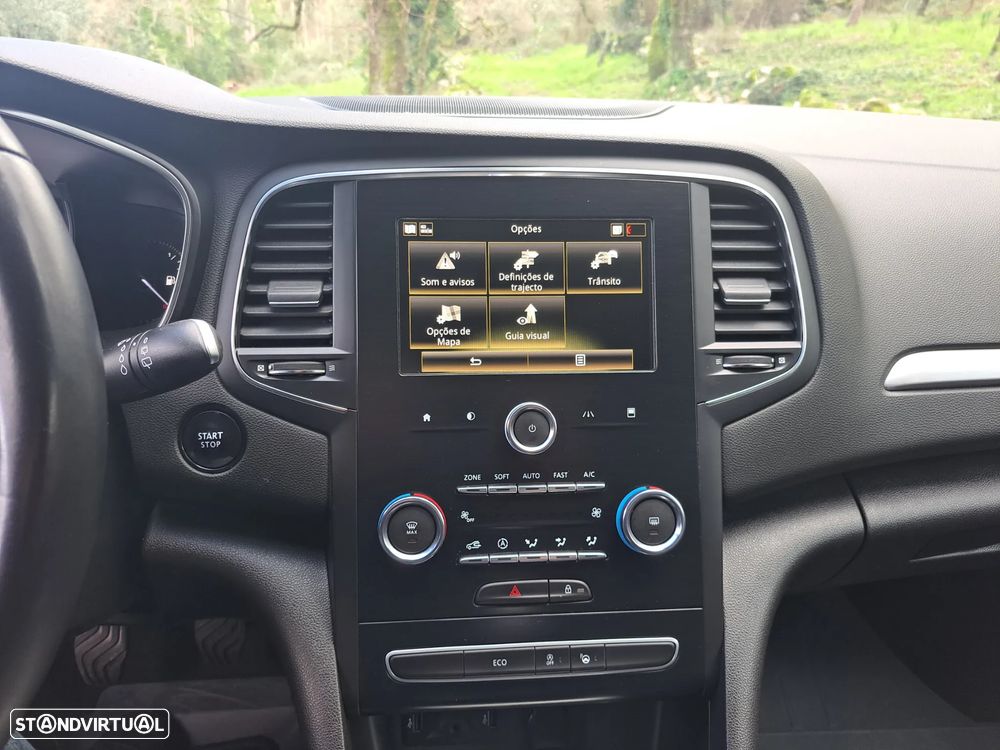 Renault Mégane TCe 140 GPF INTENS - 20