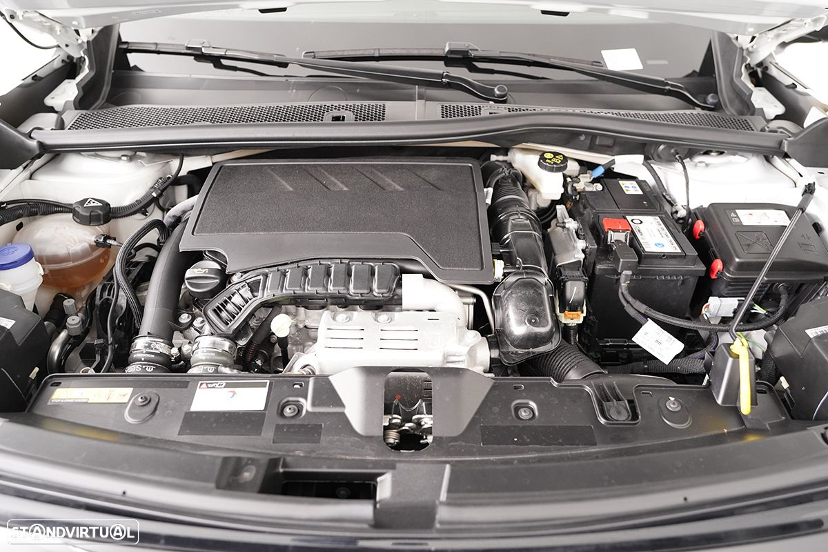 Peugeot 2008 1.2 PureTech GT EAT8 - 24
