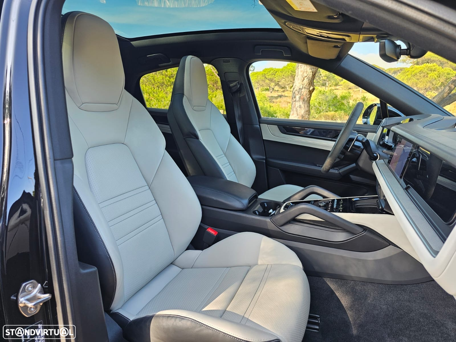 Porsche Cayenne Coupé E-Hybrid - 14
