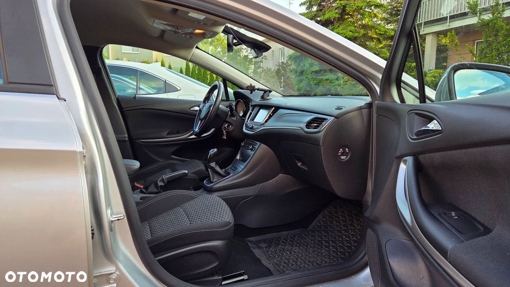Opel Astra 1.4 T Enjoy - 17