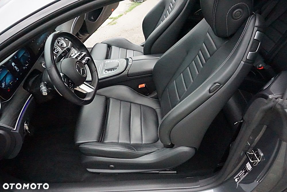 Mercedes-Benz Klasa E 220 d AMG - 22