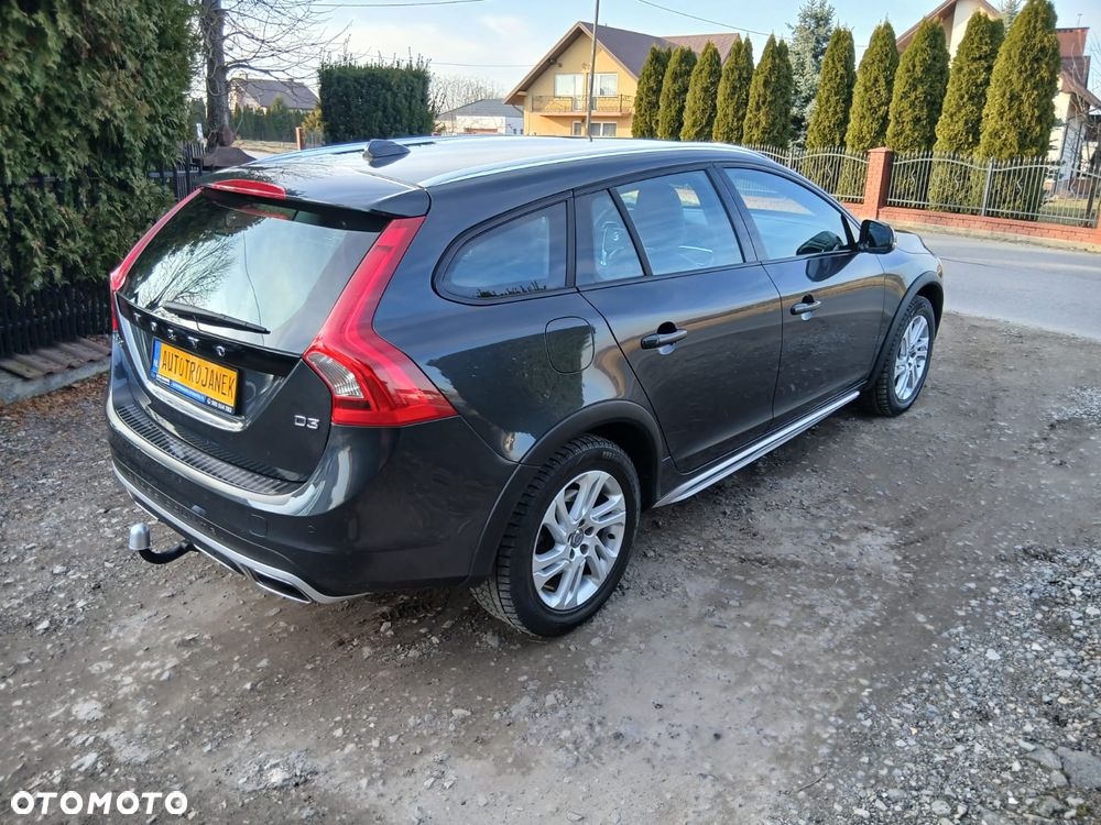Volvo V60 D3 Summum - 14